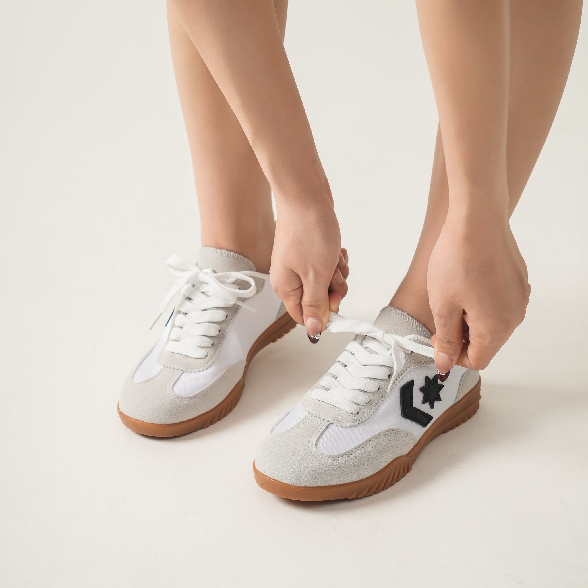 Caja 12 Pares Sneakers Nadine