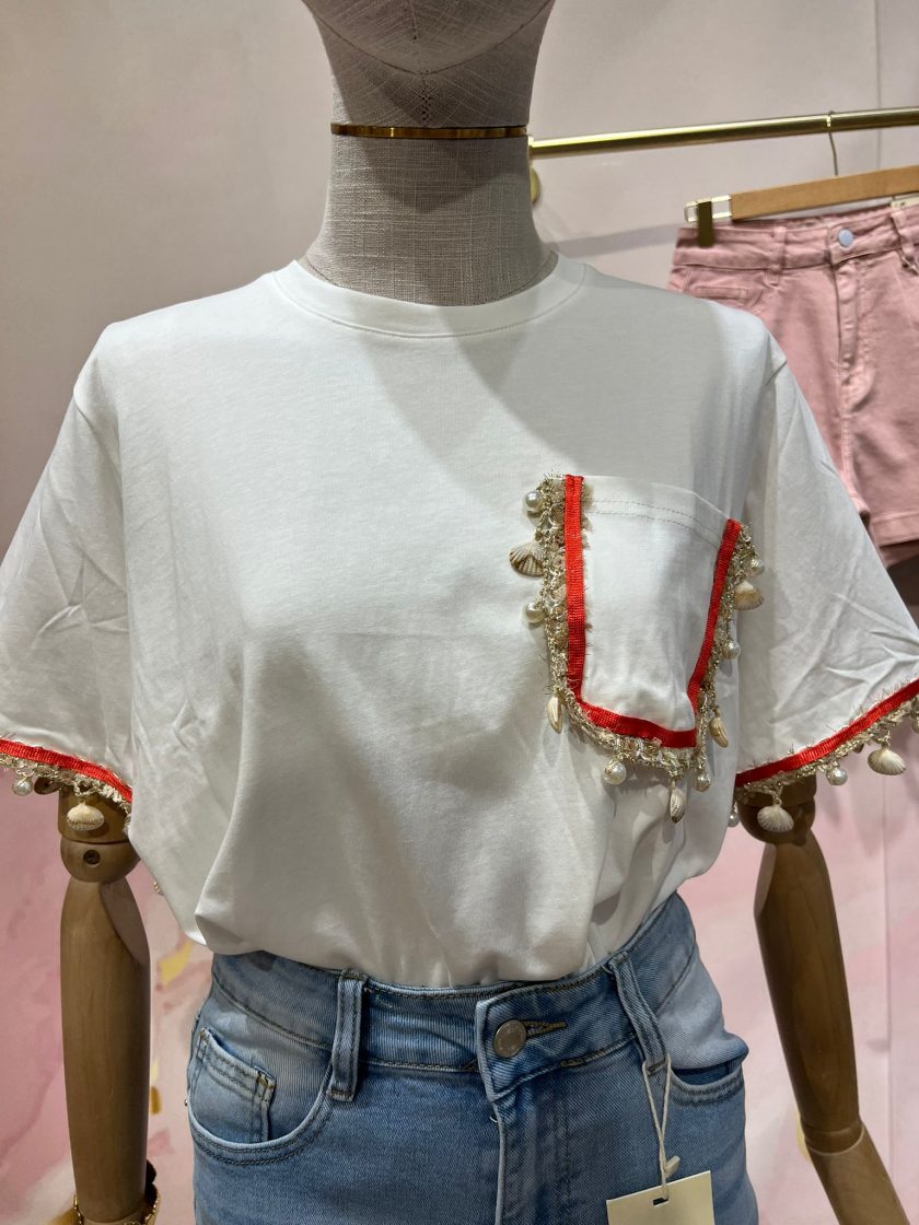 Camiseta Detalles Conchas