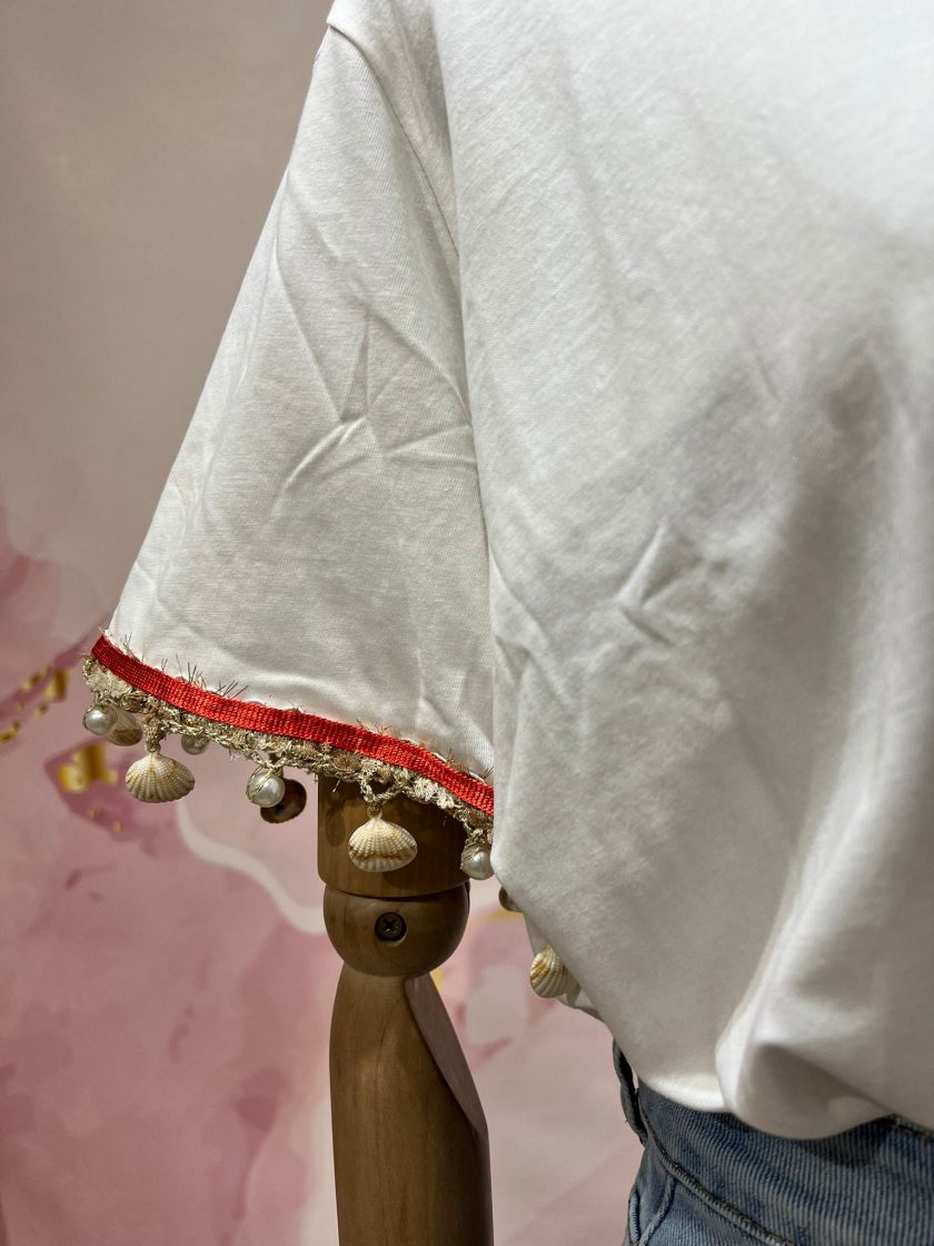 Camiseta Detalles Conchas - Imagen 2
